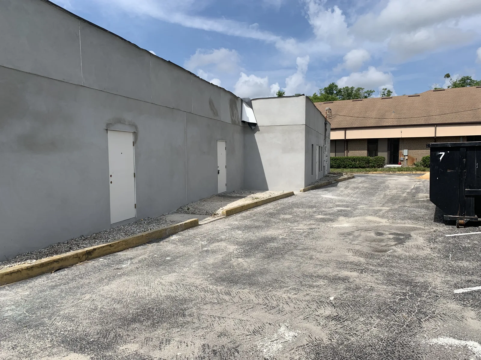 Commercial stucco building rear – Commercial Stucco Building by Kancor Companies, Orlando, FL